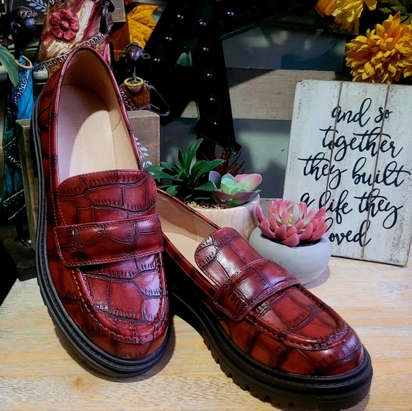 ZBY Classic Penny Loafers - Picture 4 of 13